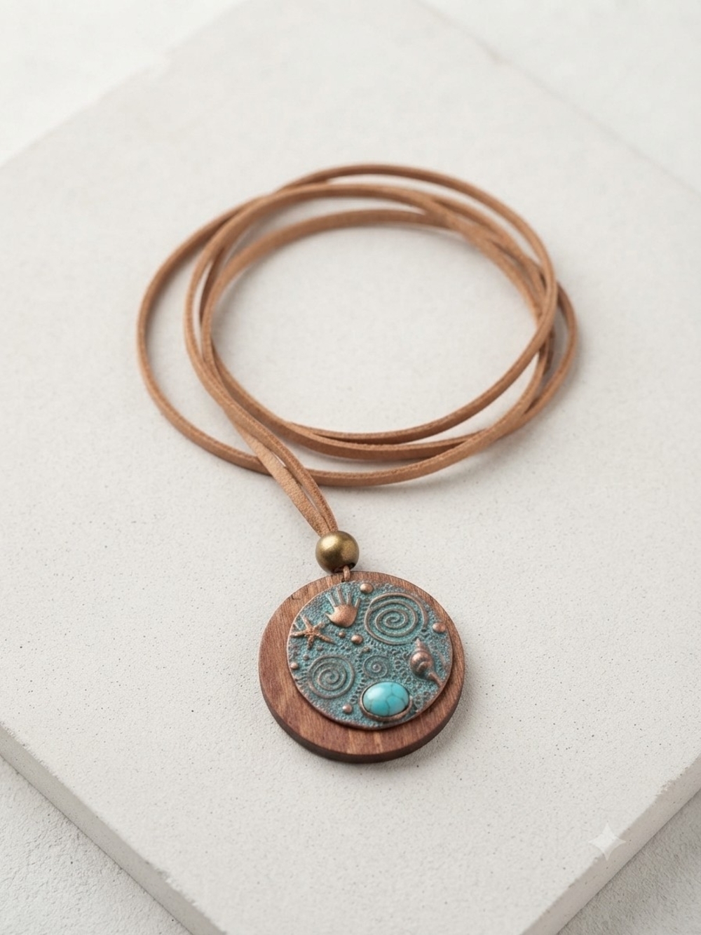 Boho Turquoise Sea Shell Pendant Necklace in Tan
